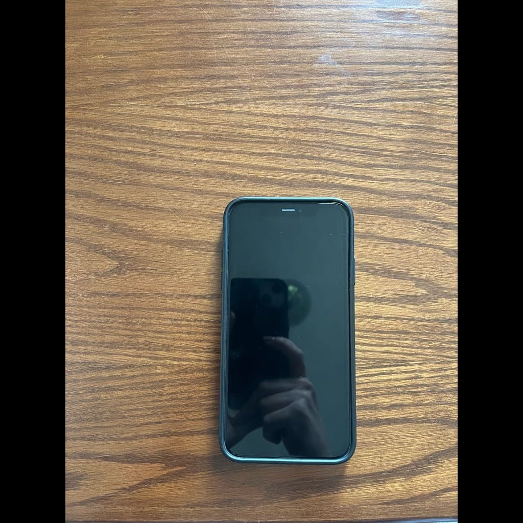 iPhone 11, 64 GB, black