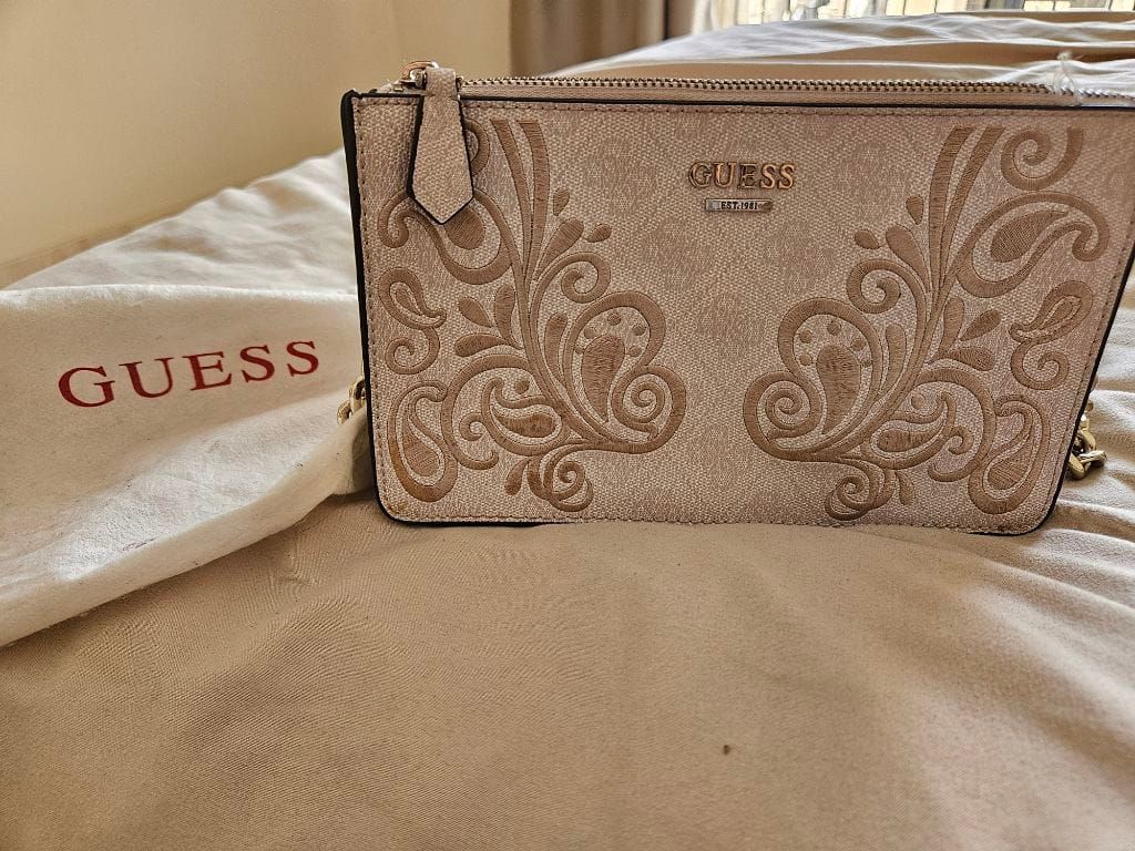 Guess Limited Edition